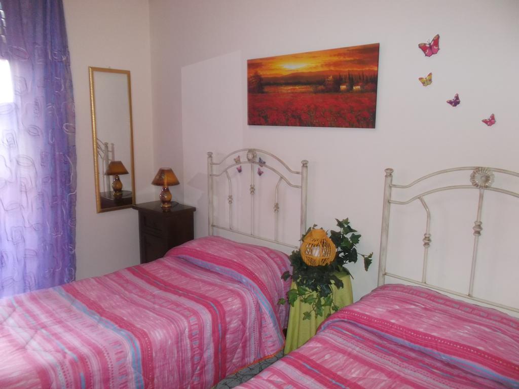 A Casa Di Marco Bed & Breakfast Catania Room photo