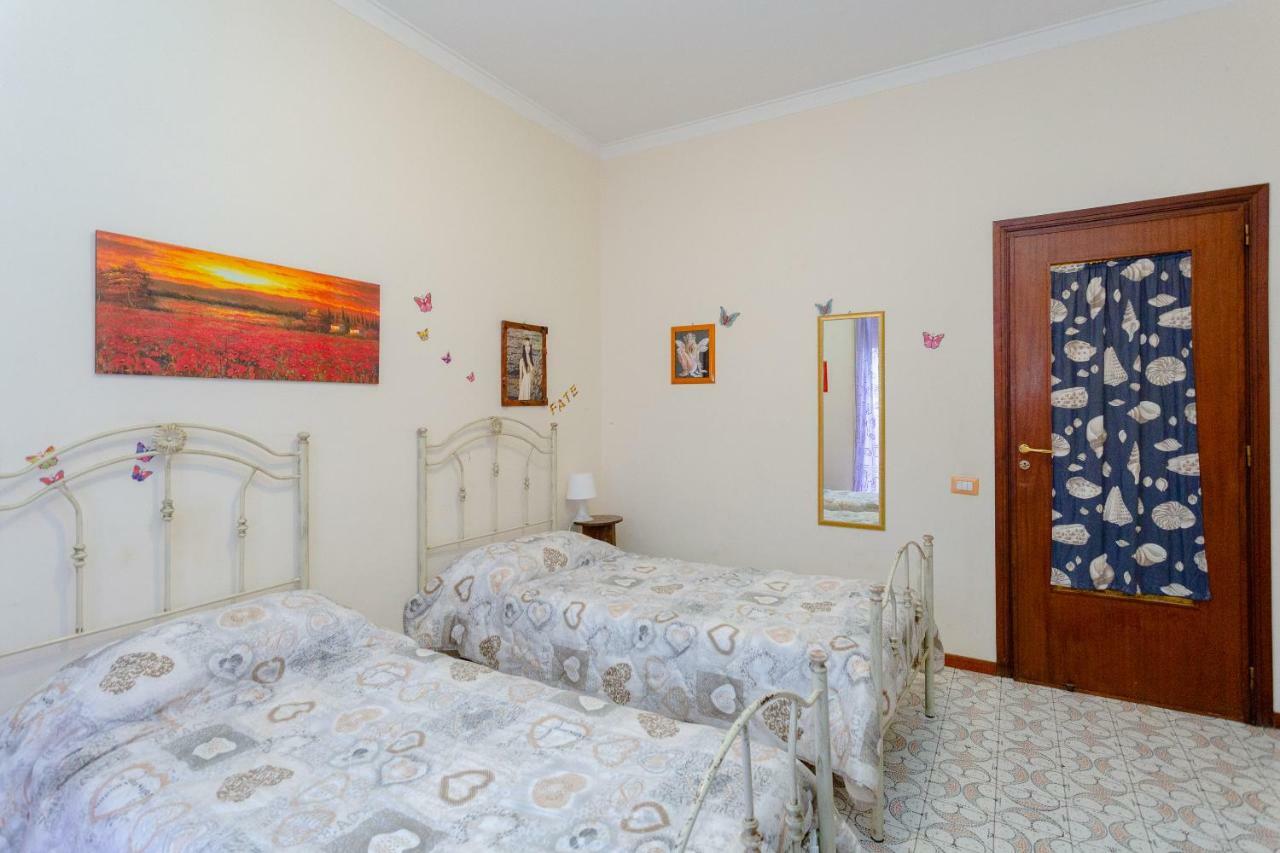 A Casa Di Marco Bed & Breakfast Catania Exterior photo